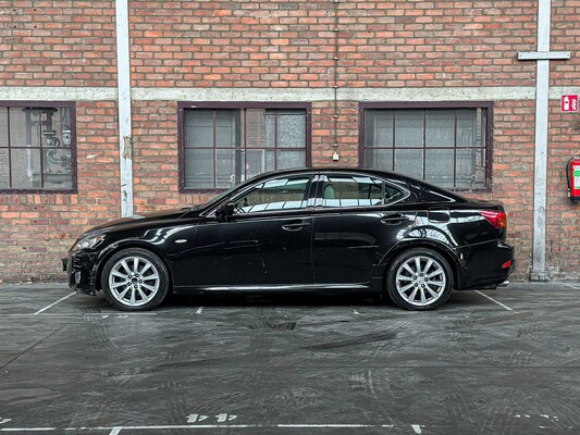 Lexus IS 250 Business 205pk 2006, 61-SP-LK