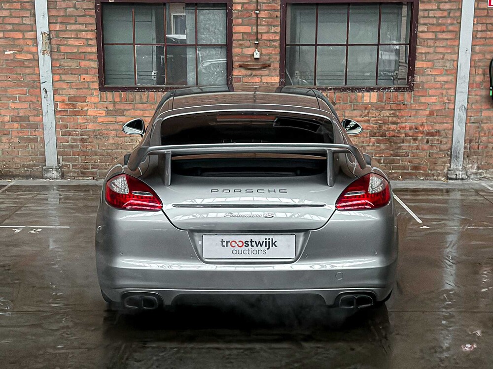 Porsche Panamera 4S 4.8 V8 400pk 2009