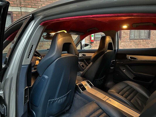 Porsche Panamera 4S 4.8 V8 400pk 2009