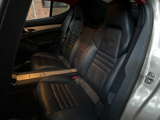 Porsche Panamera 4S 4.8 V8 400pk 2009