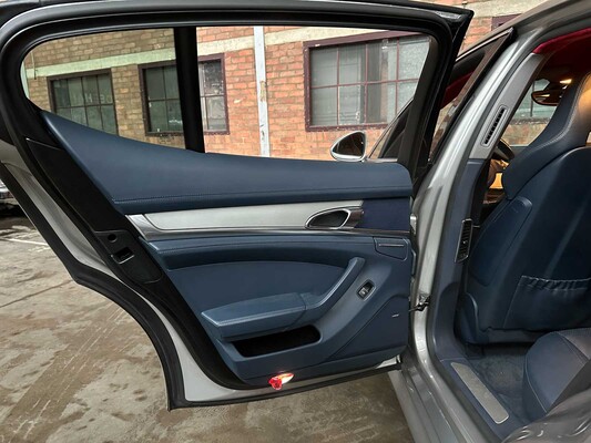 Porsche Panamera 4S 4.8 V8 400pk 2009