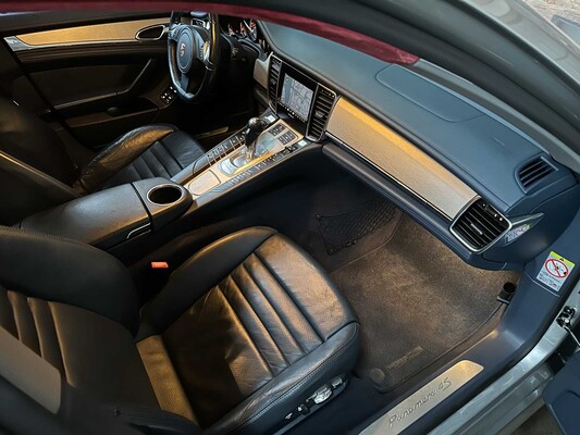 Porsche Panamera 4S 4.8 V8 400pk 2009