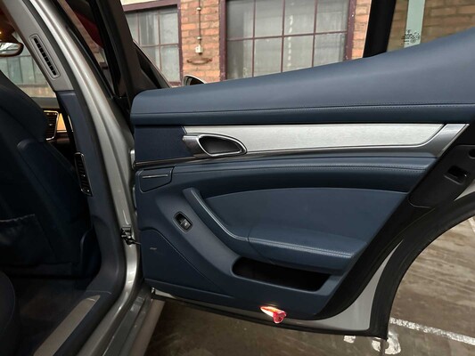 Porsche Panamera 4S 4.8 V8 400pk 2009