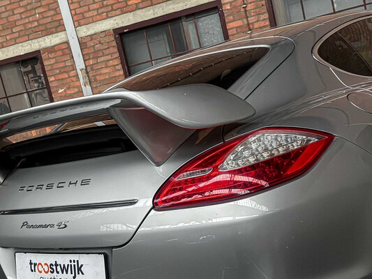 Porsche Panamera 4S 4.8 V8 400pk 2009