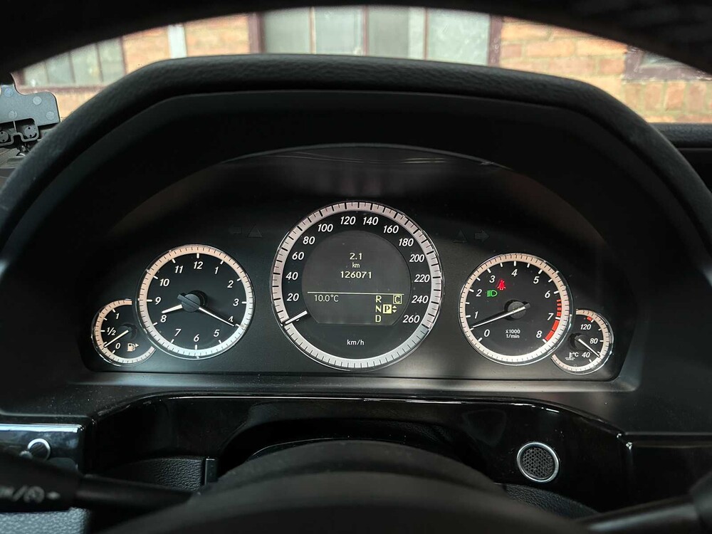 Mercedes-Benz E500 5.5 V8 AMG E-klasse 388pk 2009 -Youngtimer-