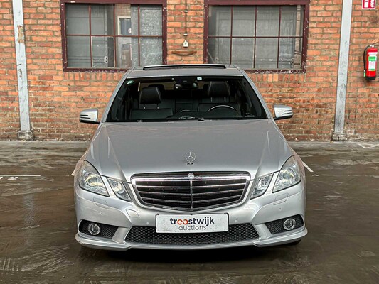 Mercedes-Benz E500 5.5 V8 AMG E-klasse 388pk 2009 -Youngtimer-