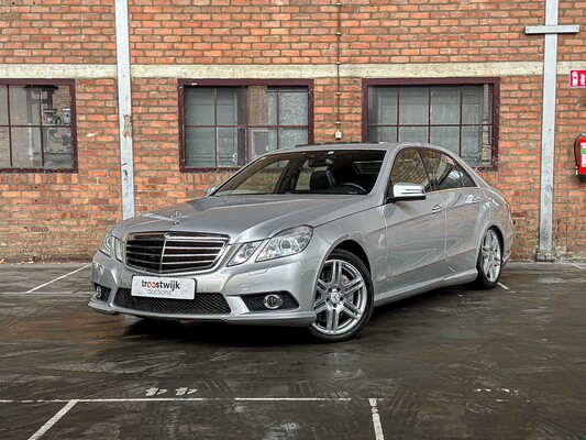 Mercedes-Benz E500 5.5 V8 AMG E-klasse 388pk 2009 -Youngtimer-