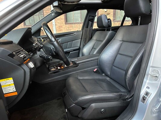 Mercedes-Benz E500 5.5 V8 AMG E-klasse 388pk 2009 -Youngtimer-