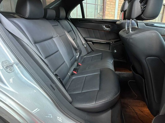 Mercedes-Benz E500 5.5 V8 AMG E-klasse 388pk 2009 -Youngtimer-