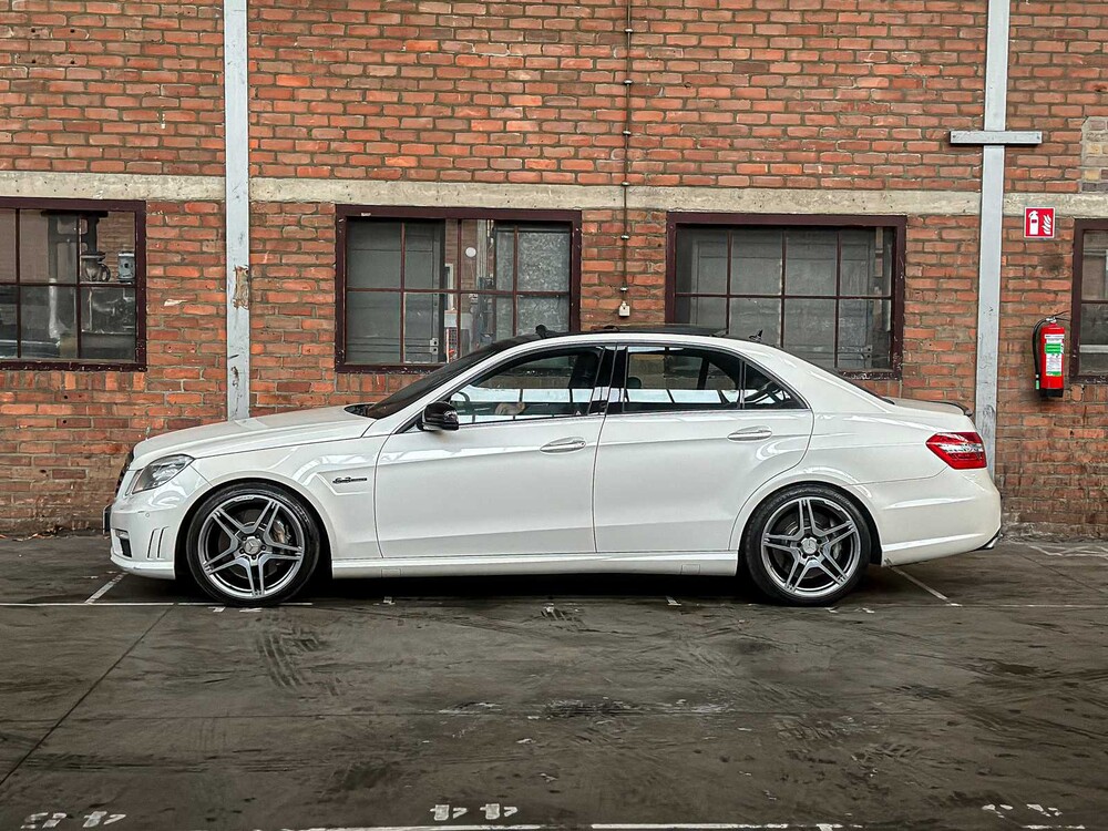 Mercedes-Benz E63 AMG 6.3 V8 -CARBON- 525hp 2010 (Original-NL) E-Class, 47-LKB-6