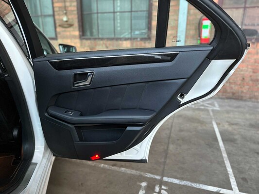 Mercedes-Benz E63 AMG 6.3 V8 -CARBON- 525pk 2010 (Origineel-NL) E-Klasse, 47-LKB-6