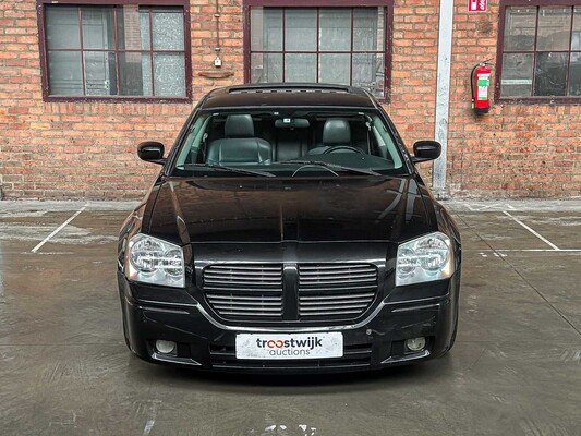 Dodge Magnum RT HEMI 5.7 V8 380pk 2005 - Youngtimer