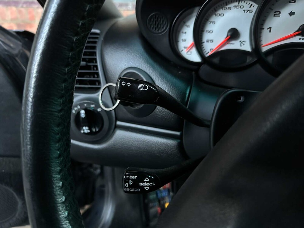 Porsche 911 996 Carrera Coupe 3.4 300PK 2001 -Handgeschakeld- Youngtimer