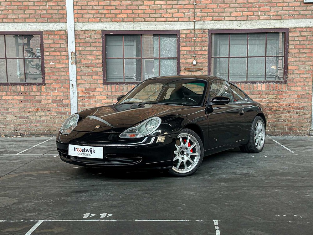 Porsche 911 996 Carrera Coupe 3.4 300PK 2001 -Handgeschakeld- Youngtimer