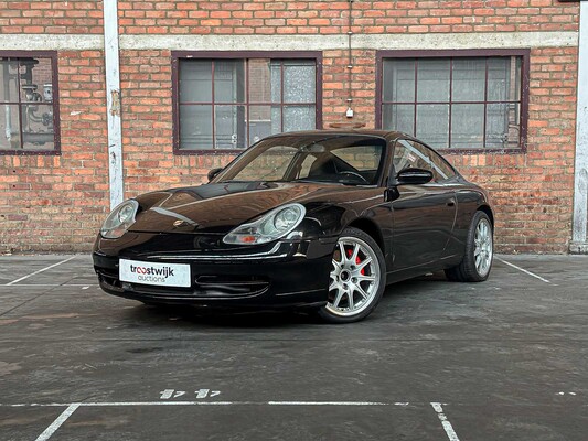 Porsche 911 996 Carrera Coupe 3.4 300PK 2001 -Handgeschakeld- Youngtimer