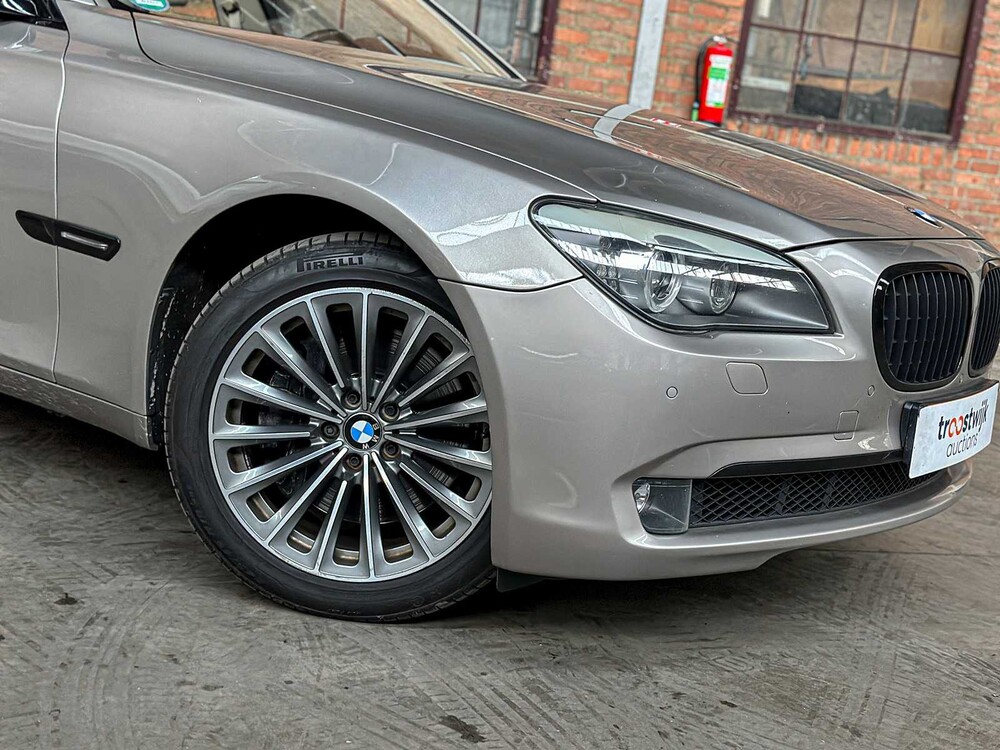 BMW 750i ActiveHybrid 4.4 V8 407pk 2010 7-serie, 02-PGJ-7 Youngtimer