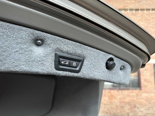 BMW 750i ActiveHybrid 4.4 V8 407pk 2010 7-serie, 02-PGJ-7 Youngtimer