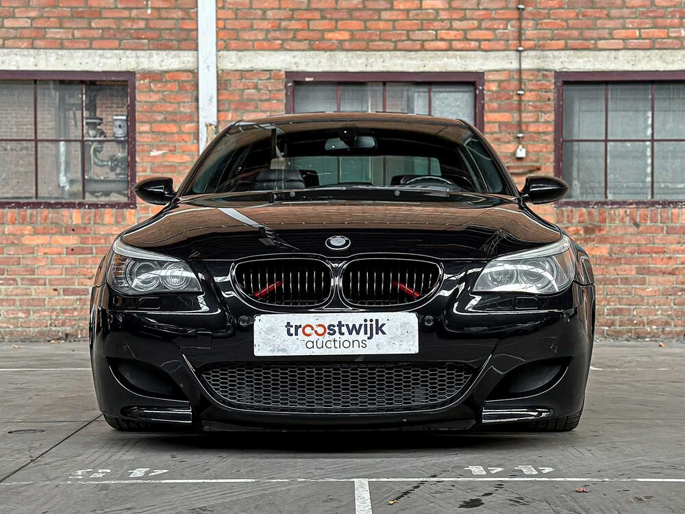 BMW M5 5,0 V10 500 PS 2006 E60 5er