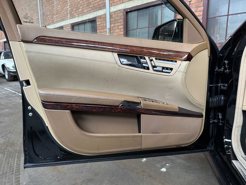 Mercedes-Benz S600 Lang S-klasse 5.5 V12 517pk 