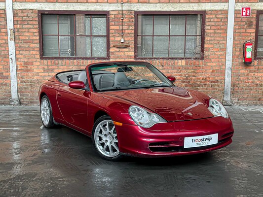 Porsche 911 996 Carrera Cabrio 4 3.6 320pk 2004 -Youngtimer-