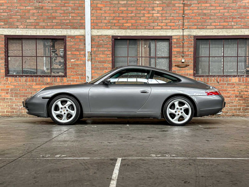 Porsche 911 996 Carrera Coupe 3.4 Handgeschakeld 300pk 2000 -Youngtimer-