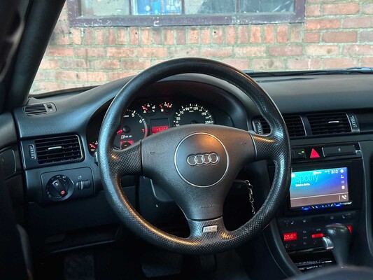 Audi RS6 Avant C5 4.2 V8 Quattro 450pk 2003, 72-NZ-TZ Youngtimer