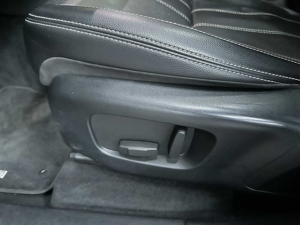 Land Rover Range Rover Velar 2.0 I4 AWD R-D HSE 237 PS 2017, PP-174-L