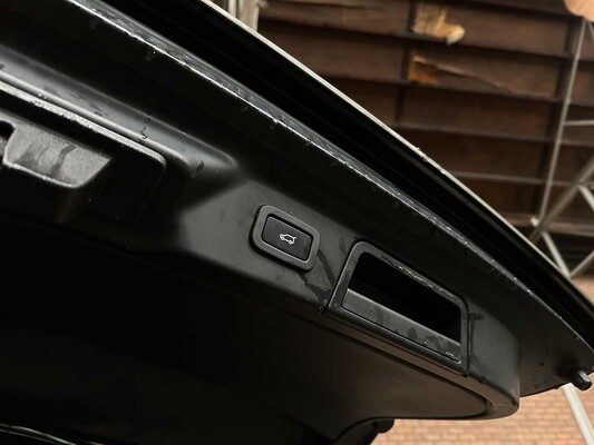 Land Rover Range Rover Velar 2.0 I4 AWD R-D HSE 237 PS 2017, PP-174-L