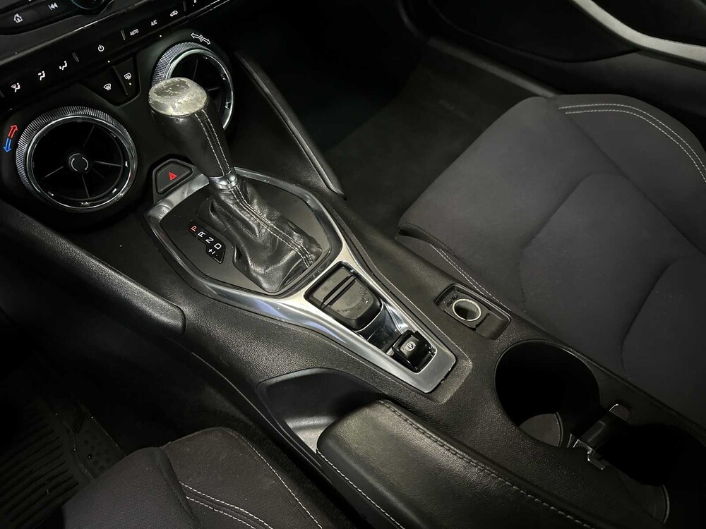 Chevrolet Camaro 1LT 2.0L I4 F DOHC 16V 275pk 2017