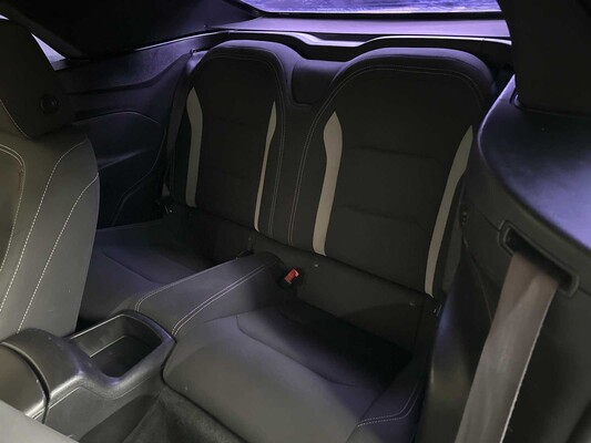 Chevrolet Camaro 1LT 2.0L I4 F DOHC 16V 275pk 2017