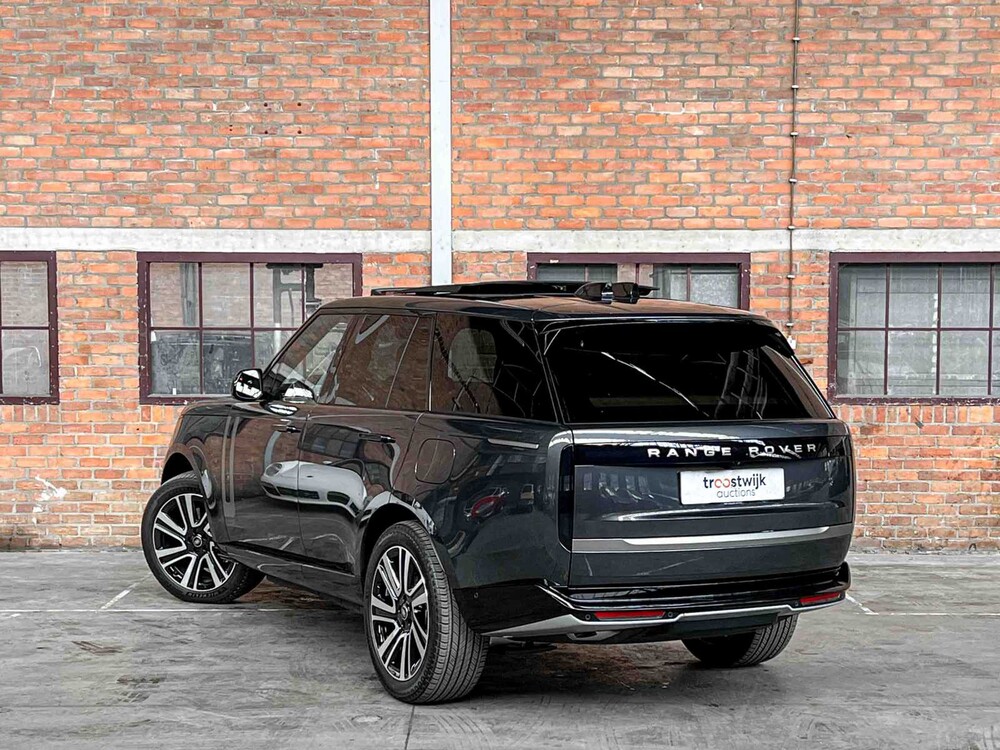 Land Rover Range Rover P460e HSE AWD 460hp 2025 -MY26- Plug-In Hybrid, HSF-72-F Manufacturer's Warranty