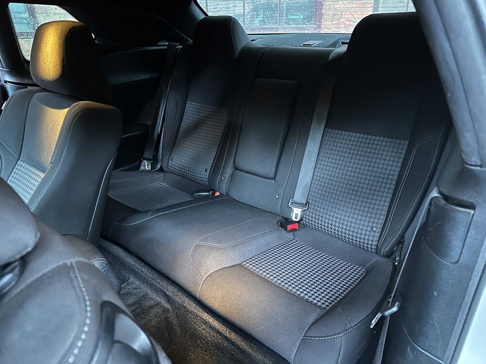 Dodge Challenger SXT 3.6 V6 305 PS 2016