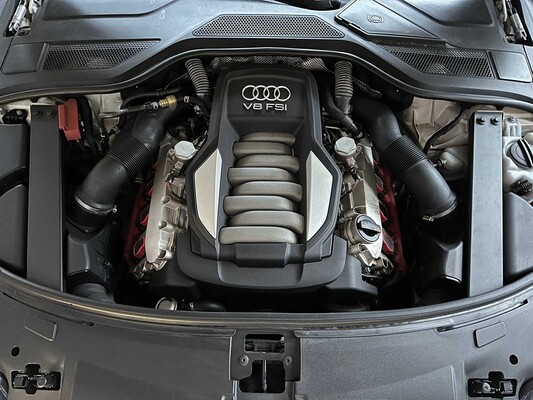 Audi A8 4.2 FSI V8 Quattro 372pk 2011