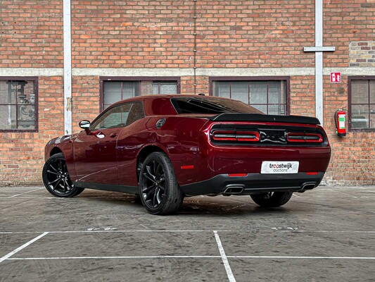 Dodge Challenger 3.6 V6 305pk 2018