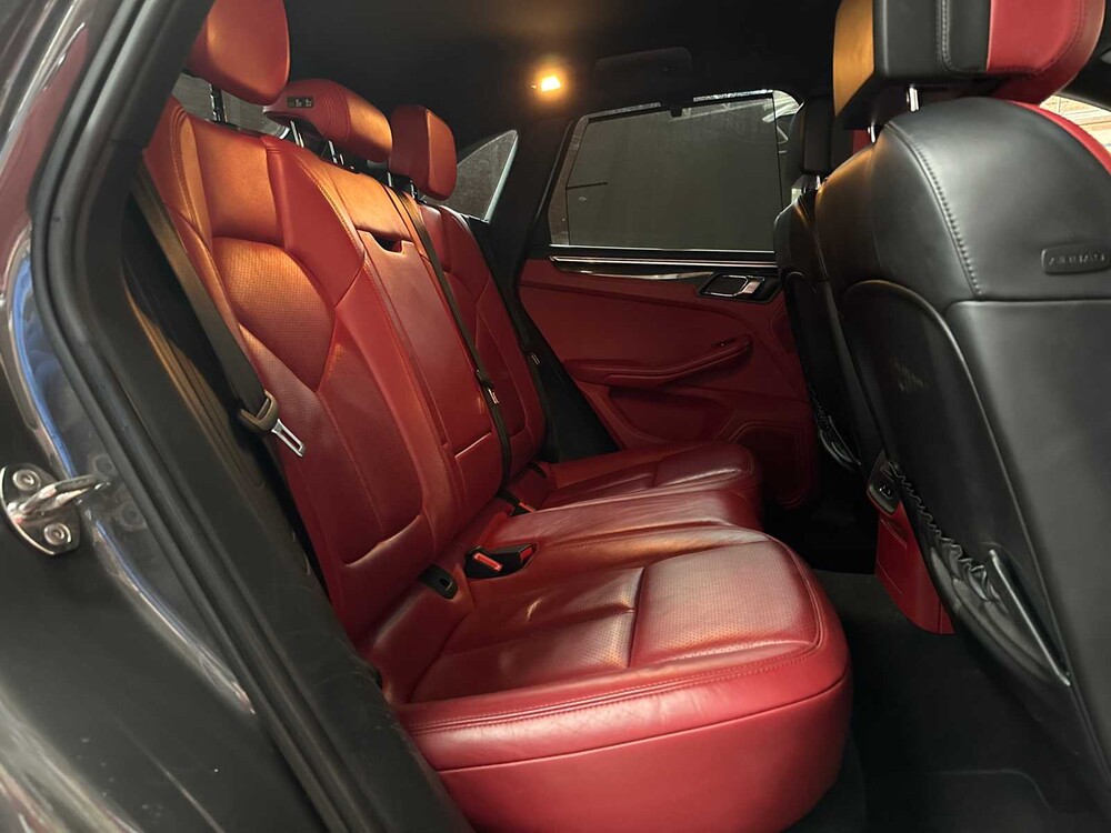 Porsche Macan S 3.0 V6 340pk 2014