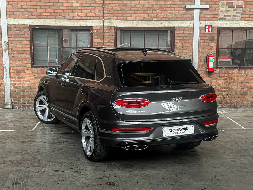 Bentley Bentayga 4.0 V8 First-Edition 550hp 2021