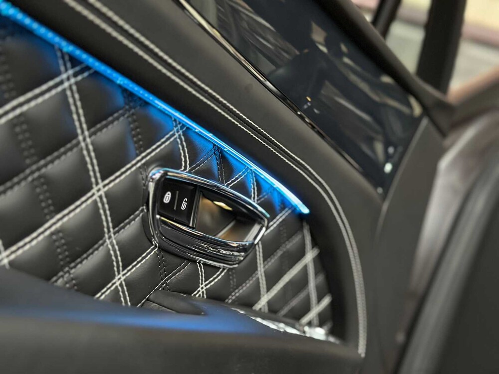 Bentley Bentayga 4.0 V8 First-Edition 550pk 2021