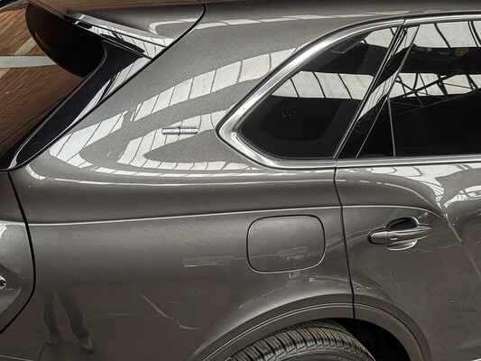 Bentley Bentayga 4.0 V8 First-Edition 550hp 2021