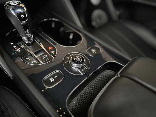 Bentley Bentayga 4.0 V8 First-Edition 550pk 2021