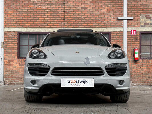 Porsche Cayenne S 4.8 V8 Sport-Chrono 400pk 2013, JP-842-T