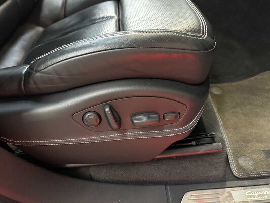 Porsche Cayenne S 4.8 V8 Sport-Chrono 400pk 2013, JP-842-T