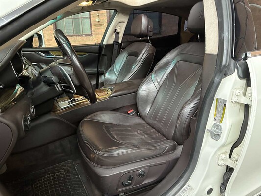 Maserati Quattroporte GT S 3.8 V8 530PK 2013