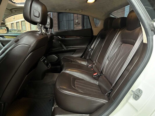 Maserati Quattroporte GT S 3.8 V8 530PK 2013