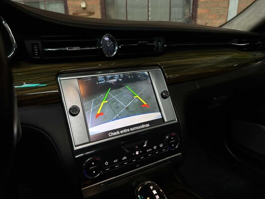 Maserati Quattroporte GT S 3.8 V8 530PK 2013