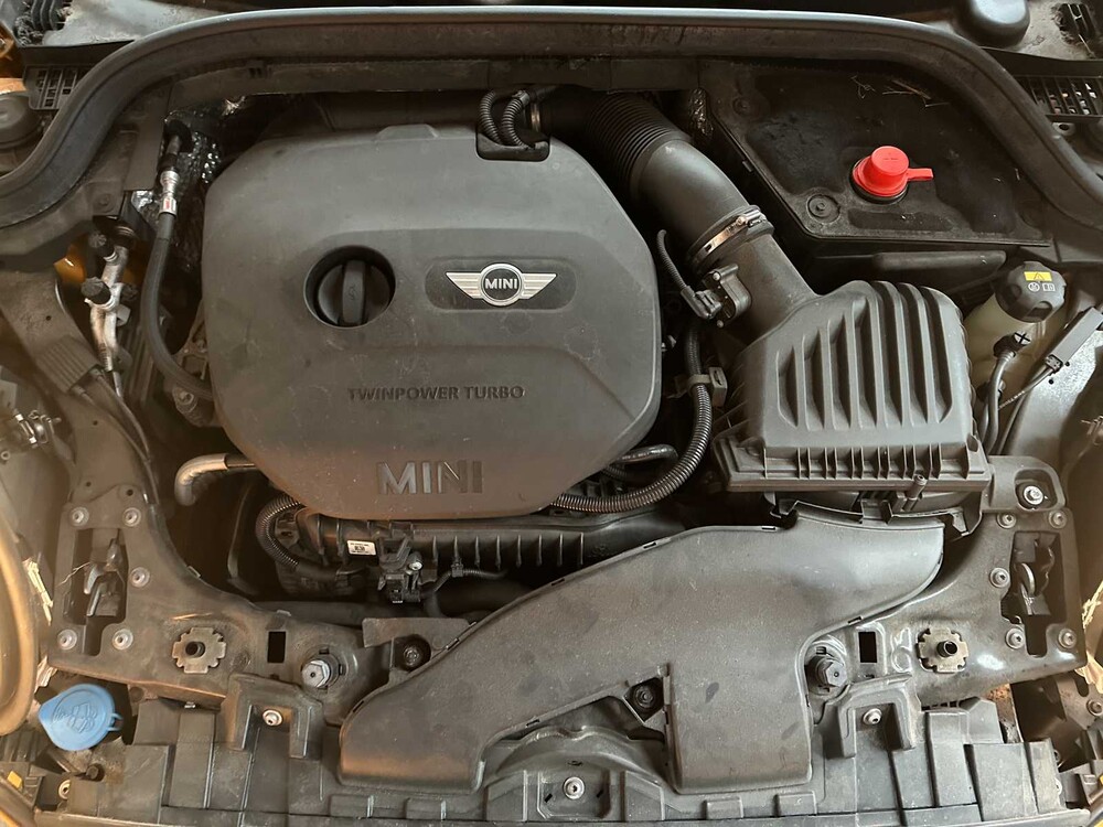 Mini Cooper Business 1.5 136pk 2016 (Origineel-NL), JF-468-B