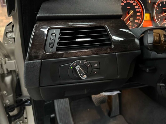 BMW 325i High Executive 217hp 2012 E93 3 Series Convertible, 09-TGN-9