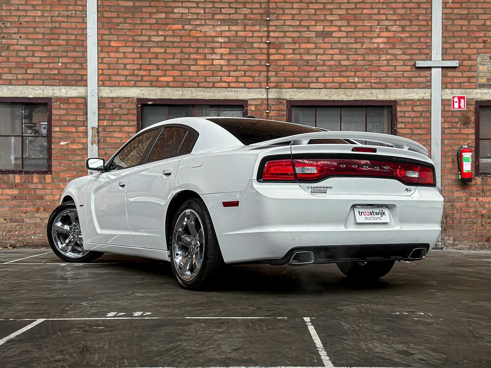 Dodge Charger RT HEMI 5.7 V8 375 PS 2013
