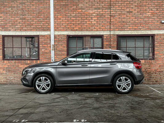 Mercedes-Benz GLA200 CDI Ambition 136pk 2015 GLA-klasse, N-761-BJ