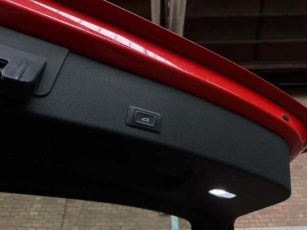 Audi e-tron 50 Quattro Edition 71 kWh 313pk 2020 (Origineel-NL), J-388-LL