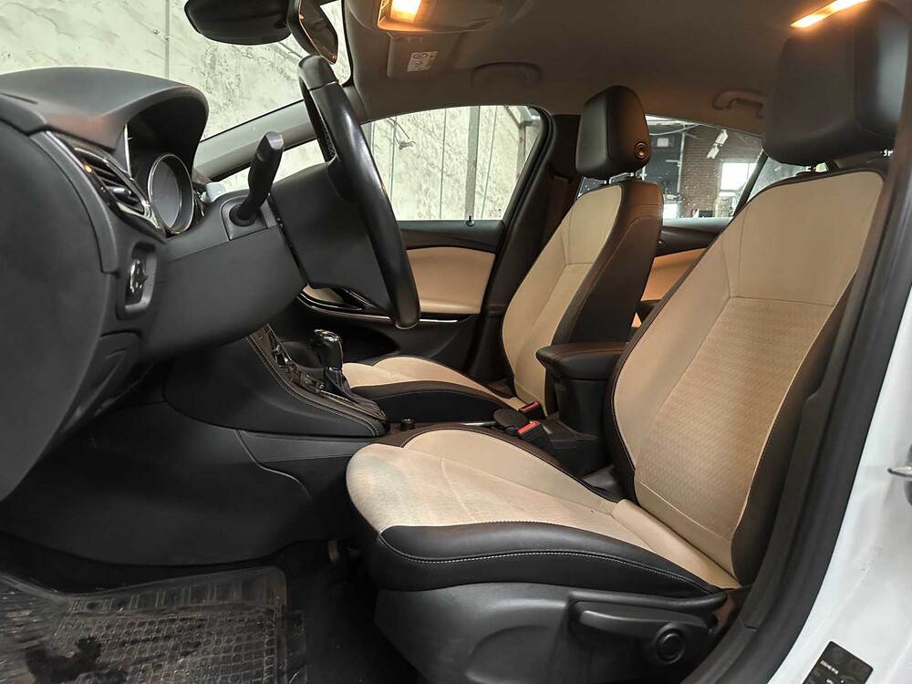 Opel Astra 1.6 CDTI Edition 136 PS 2016, HFF-21-V